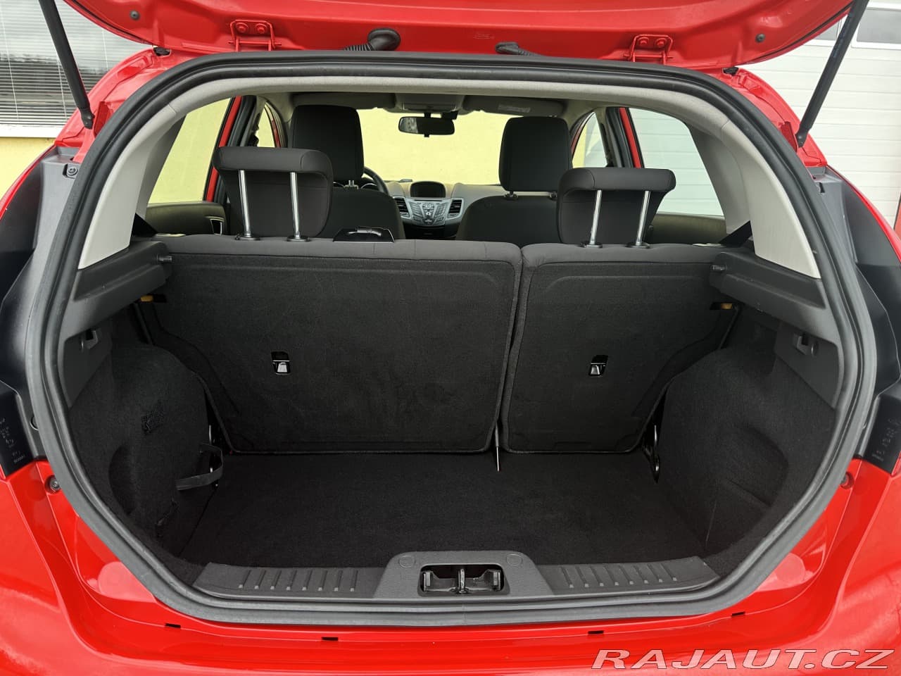 2016 Ford Fiesta - 15