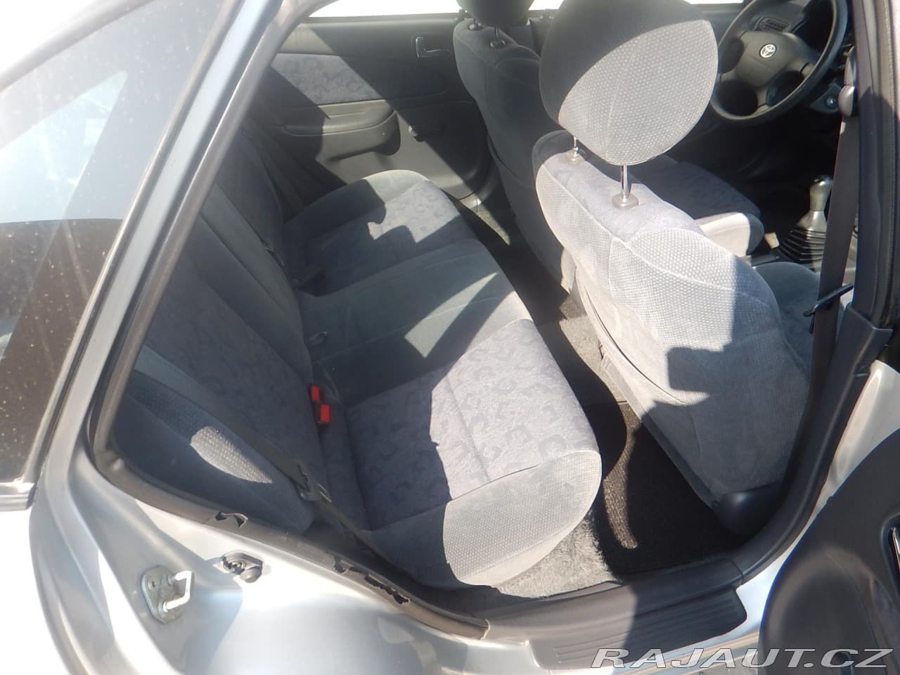 2001 Toyota Corolla - 12