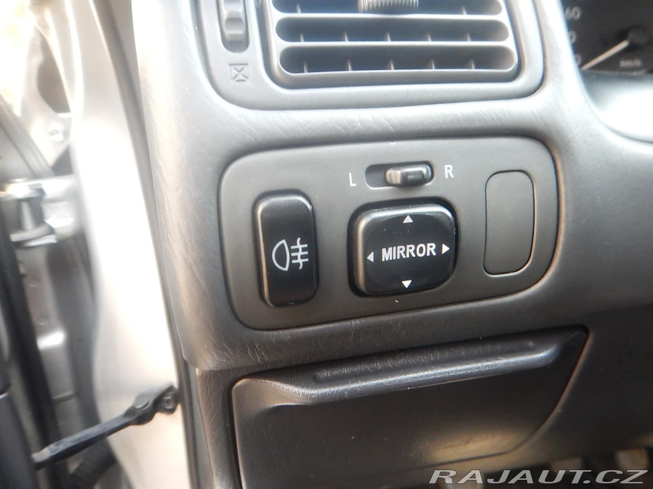 2001 Toyota Corolla - 19