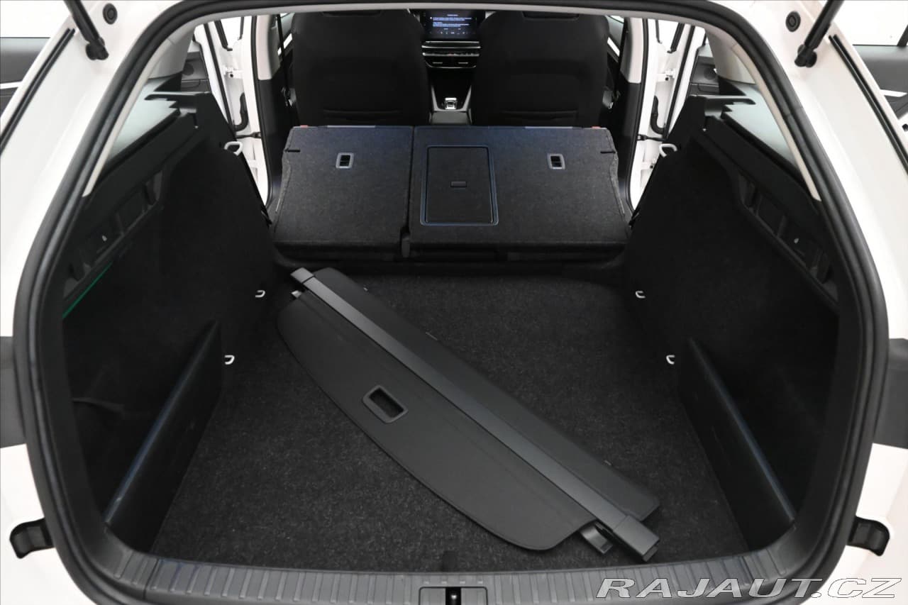 2023 Škoda Octavia - 11