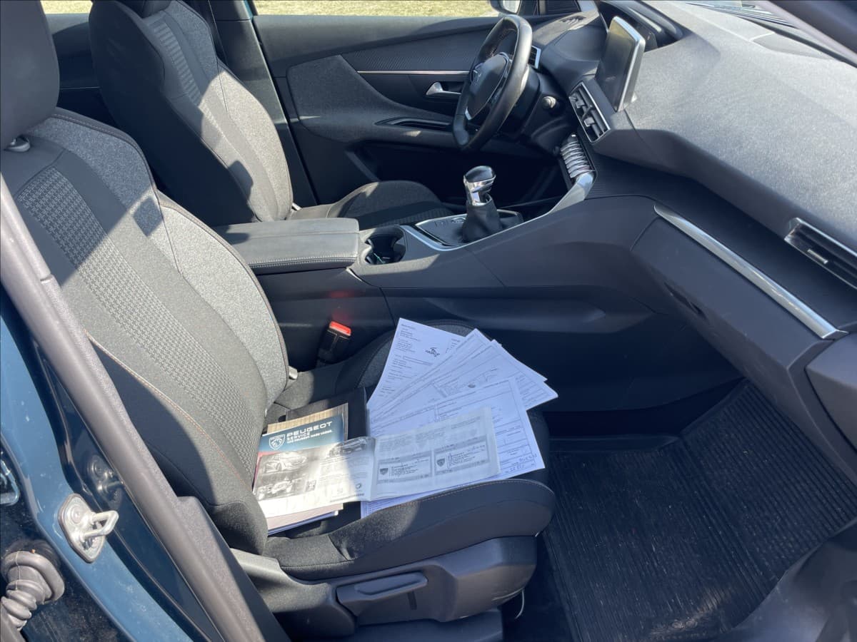 2022 Peugeot 3008 - 12