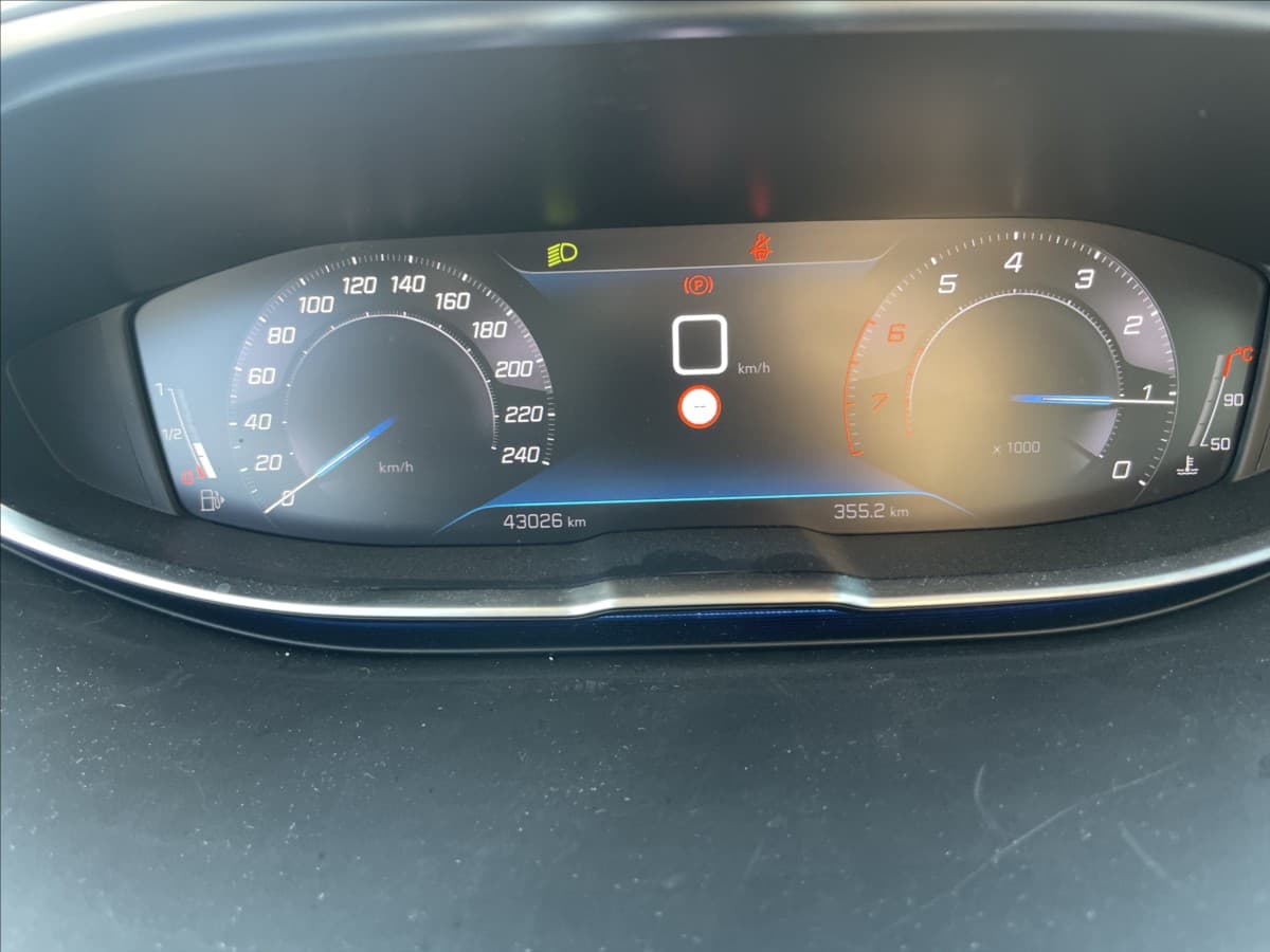 2022 Peugeot 3008 - 16