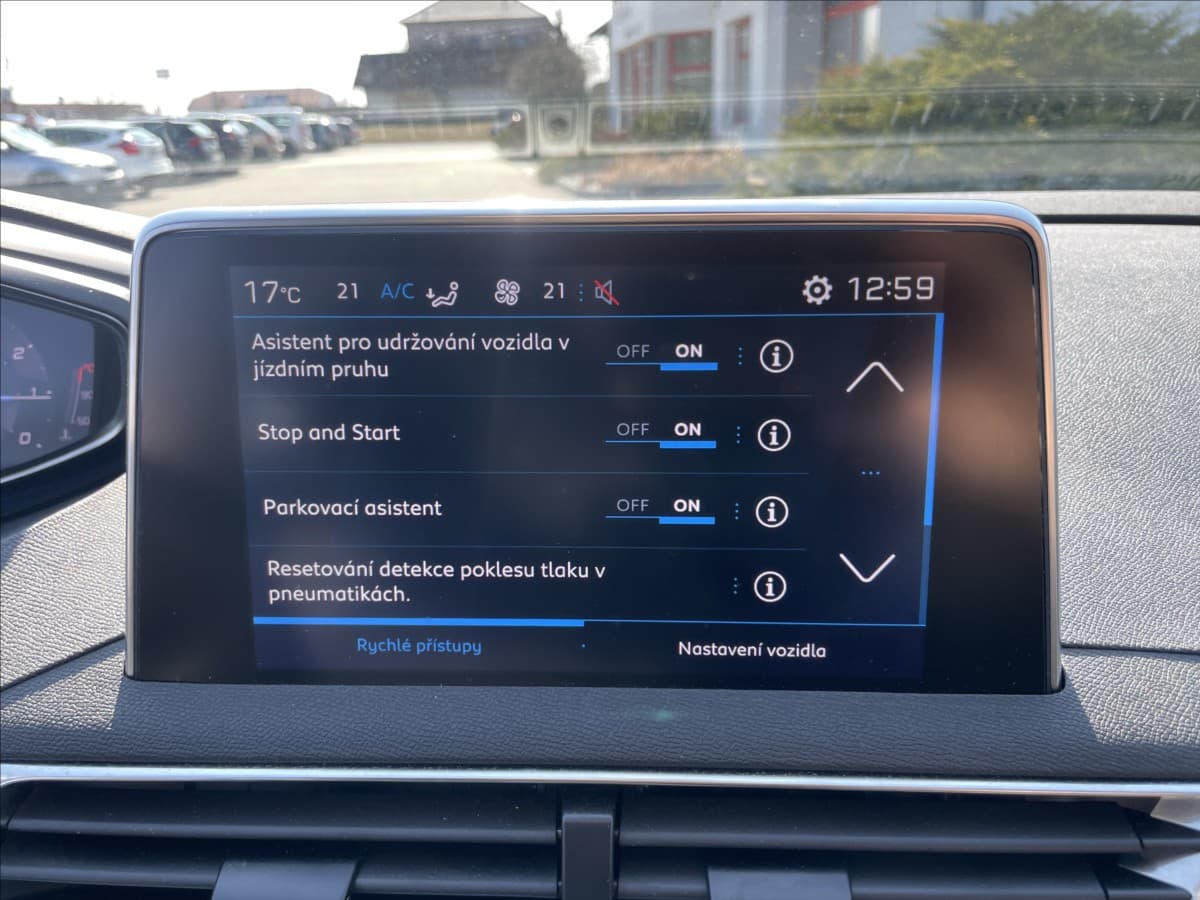 2022 Peugeot 3008 - 17