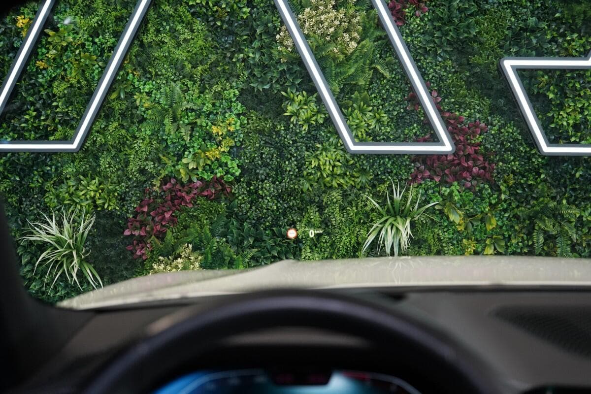 2020 BMW 3-Series - 11