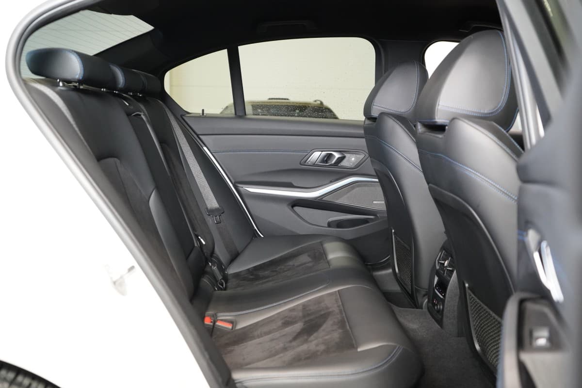 2020 BMW 3-Series - 20