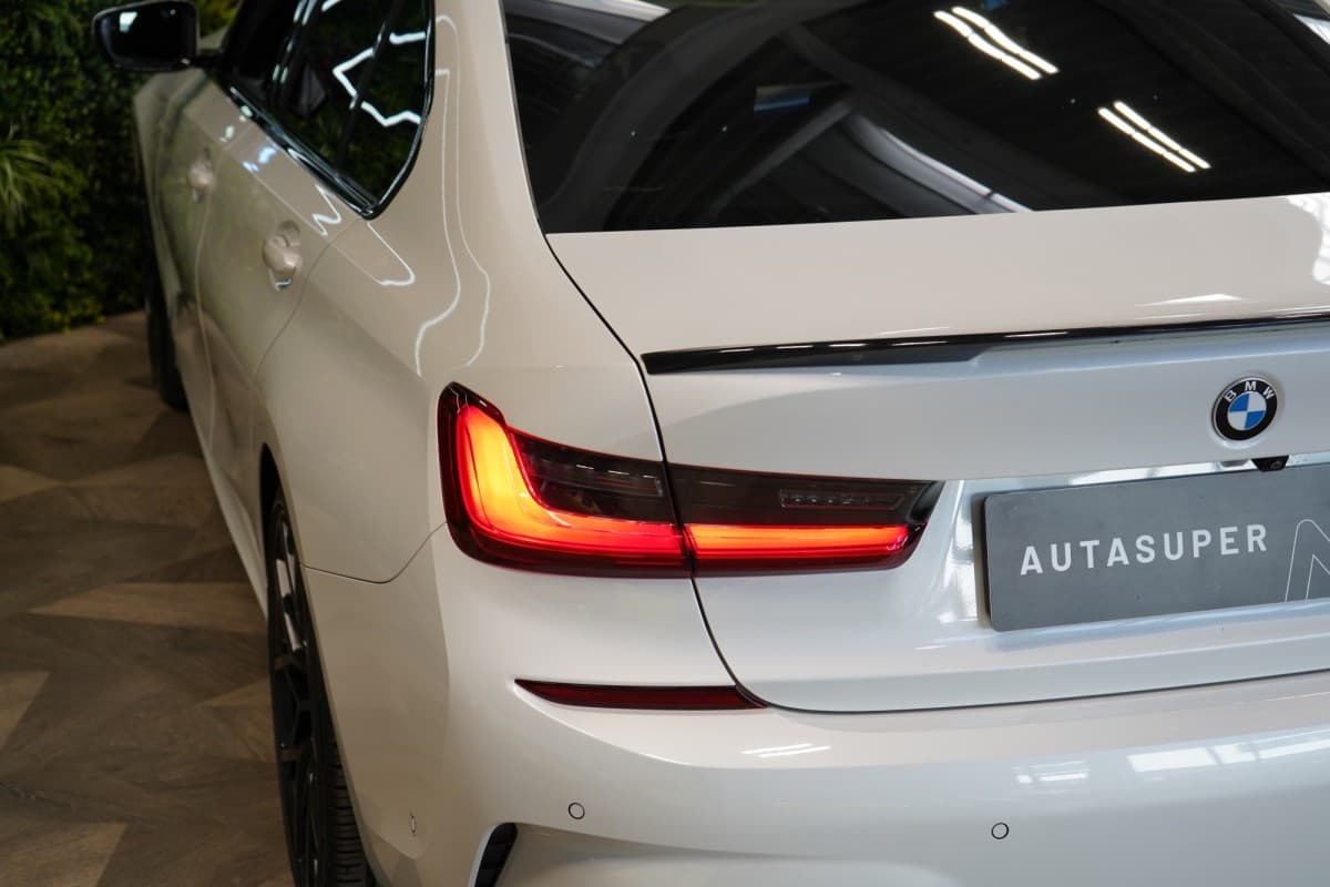 2020 BMW 3-Series - 8