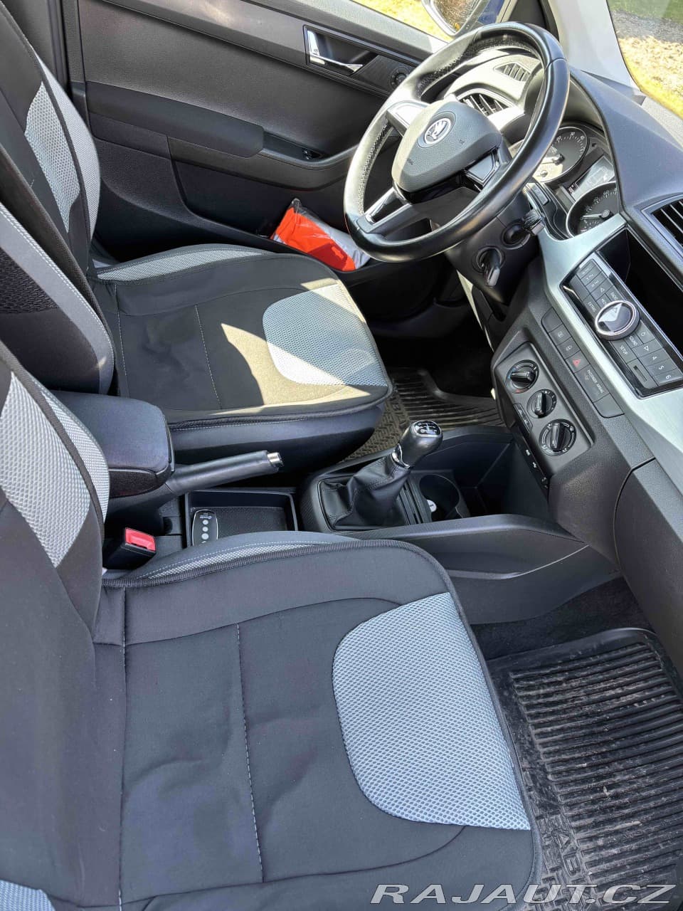 2015 Škoda Fabia - 9