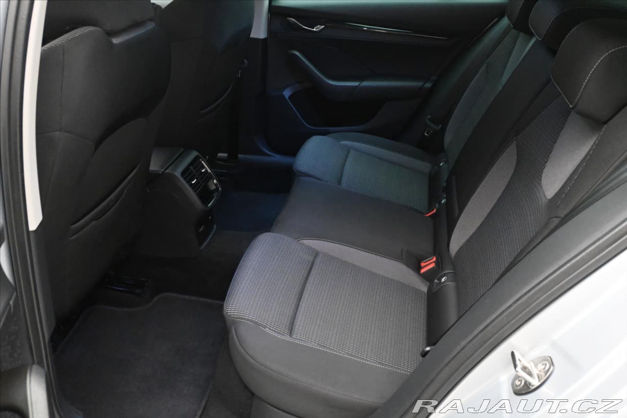 2020 Škoda Octavia - 14