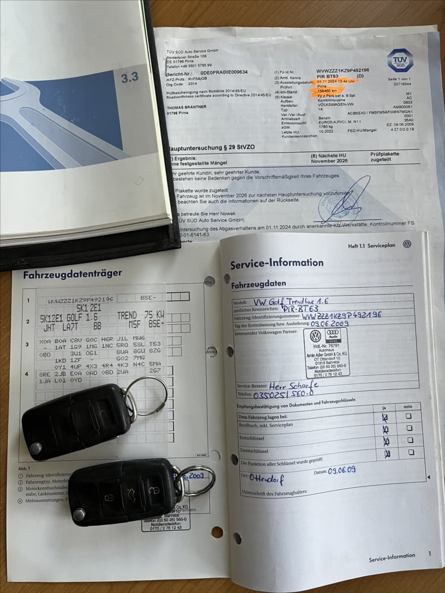 2009 Volkswagen Golf - 20