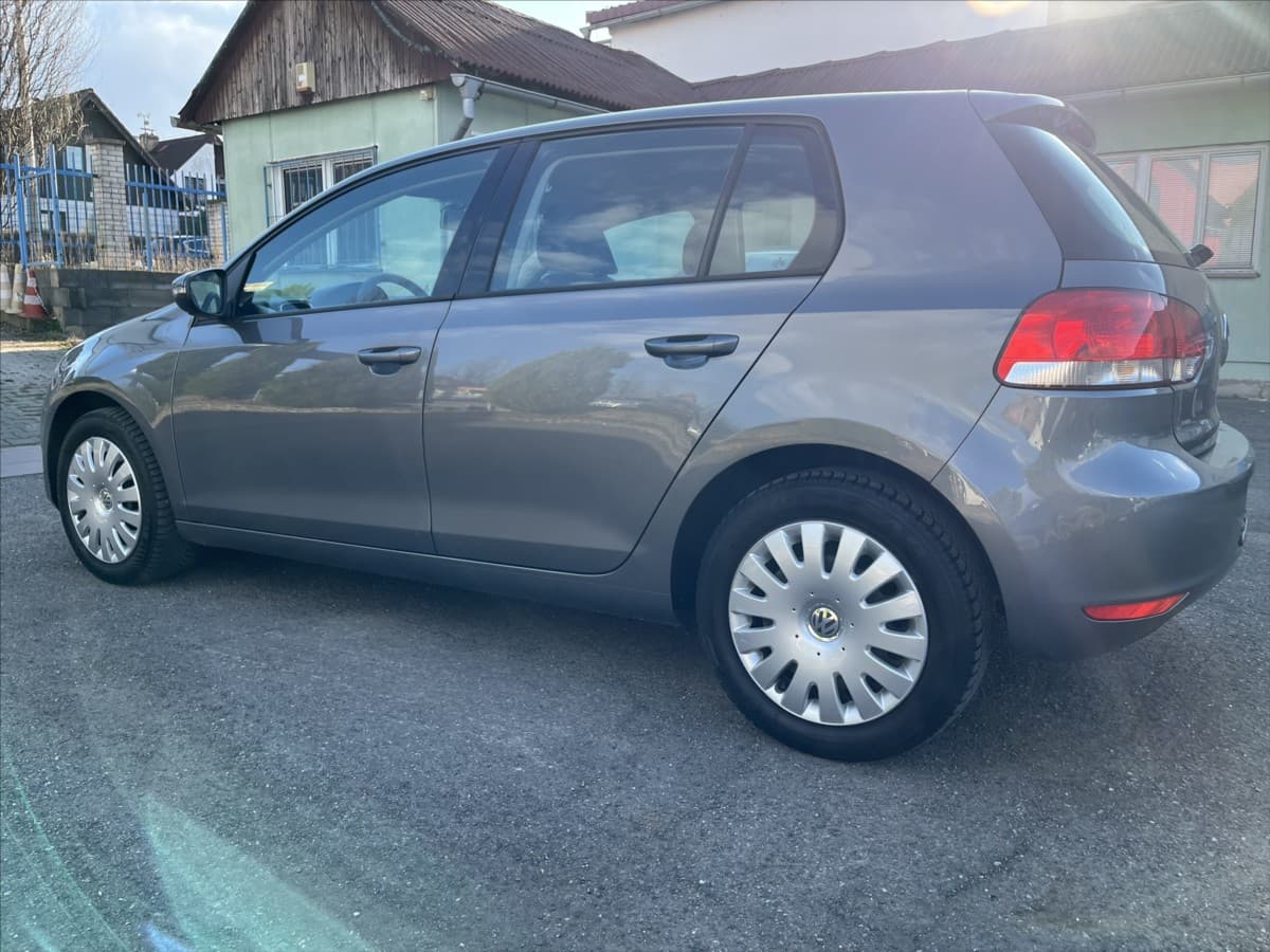 2009 Volkswagen Golf - 6