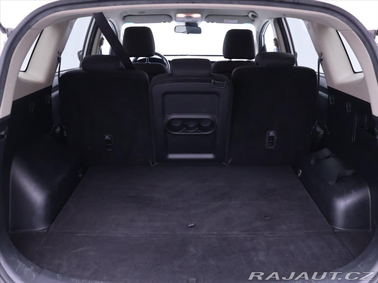 2017 Kia Carens - 10