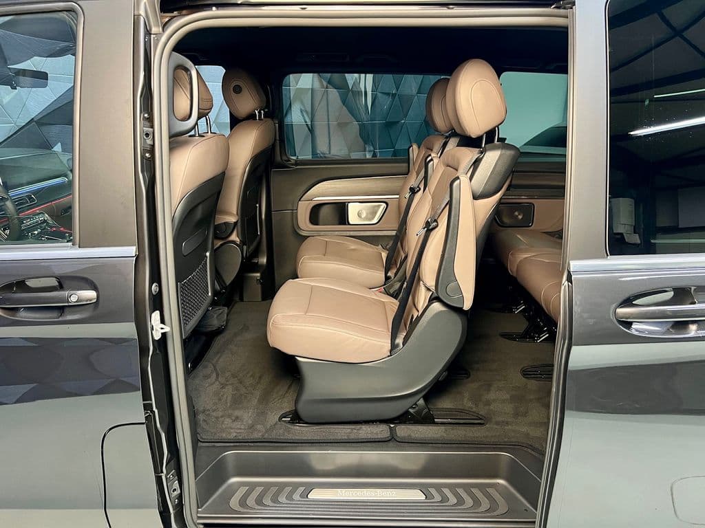 2026 Mercedes-Benz V-Class - 11