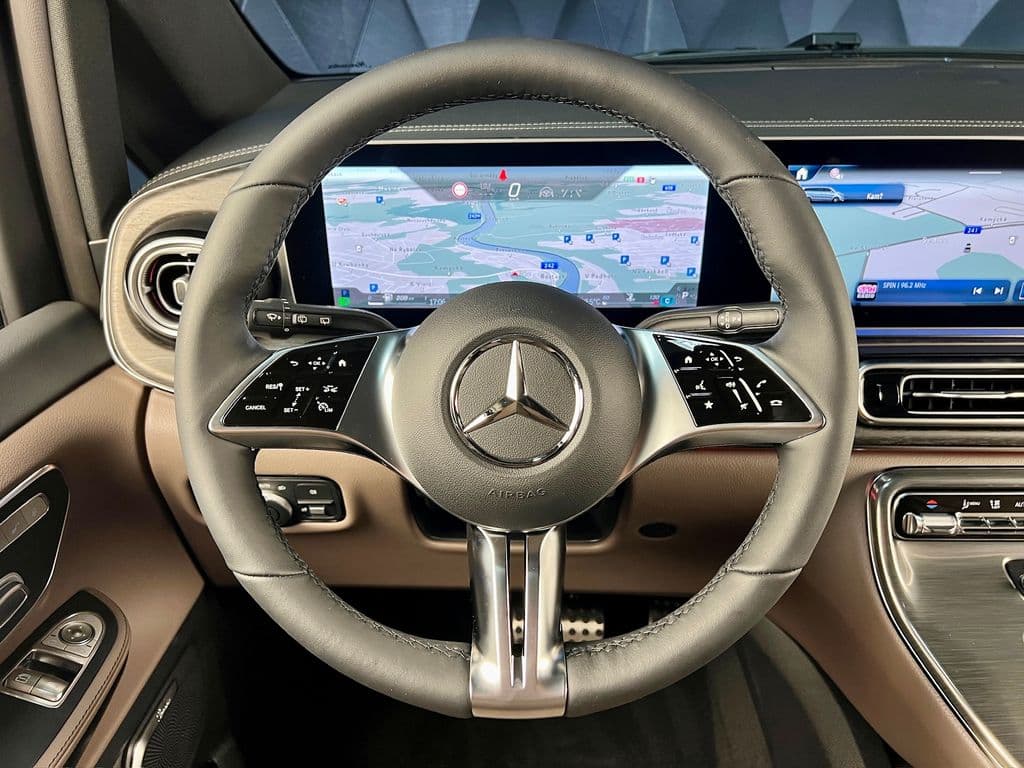 2026 Mercedes-Benz V-Class - 13