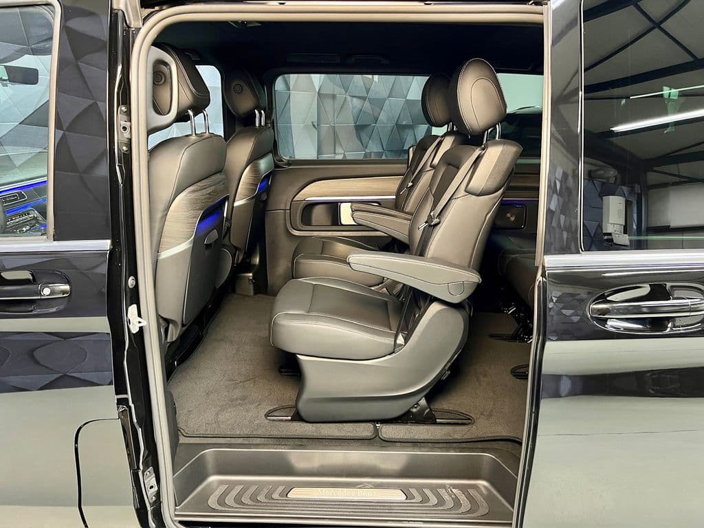 2026 Mercedes-Benz V-Class - 11