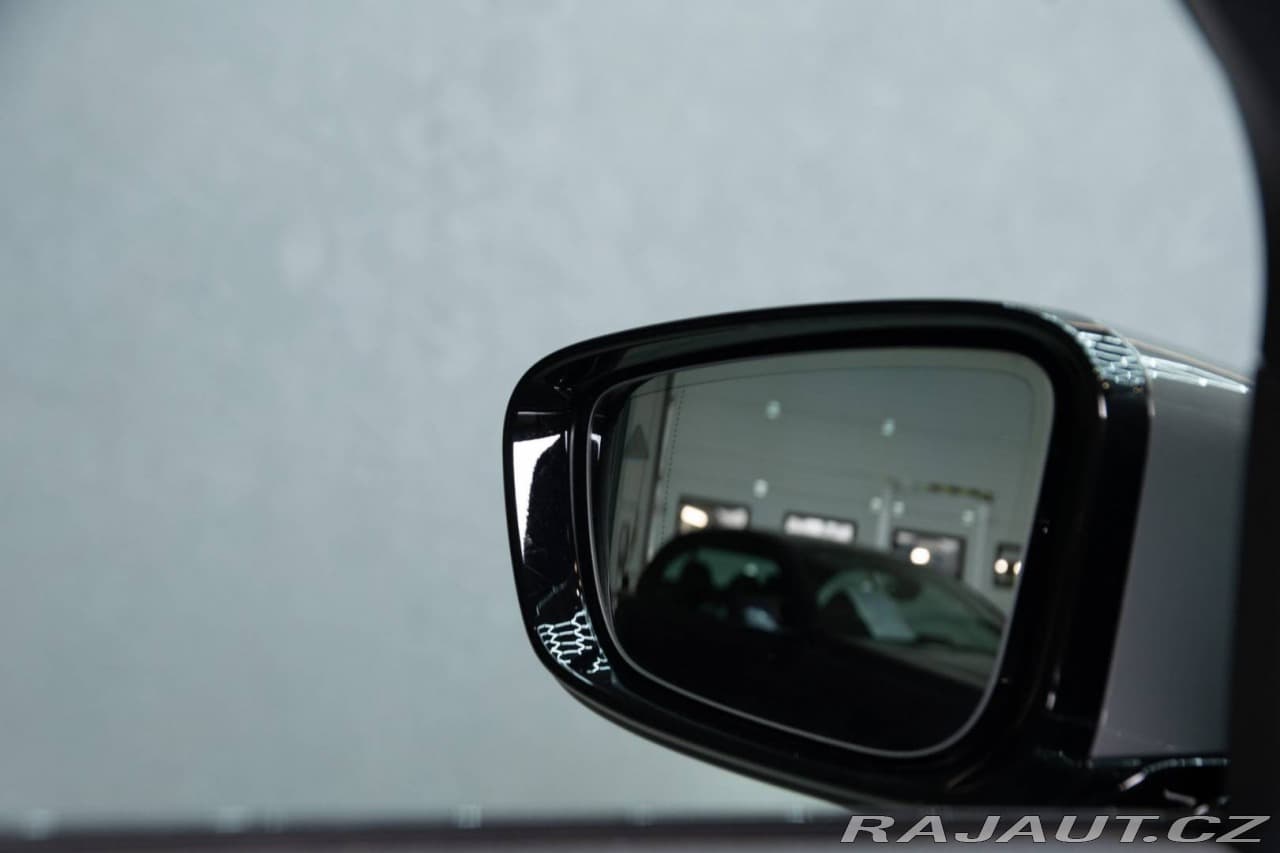 2019 BMW 7-Series - 12