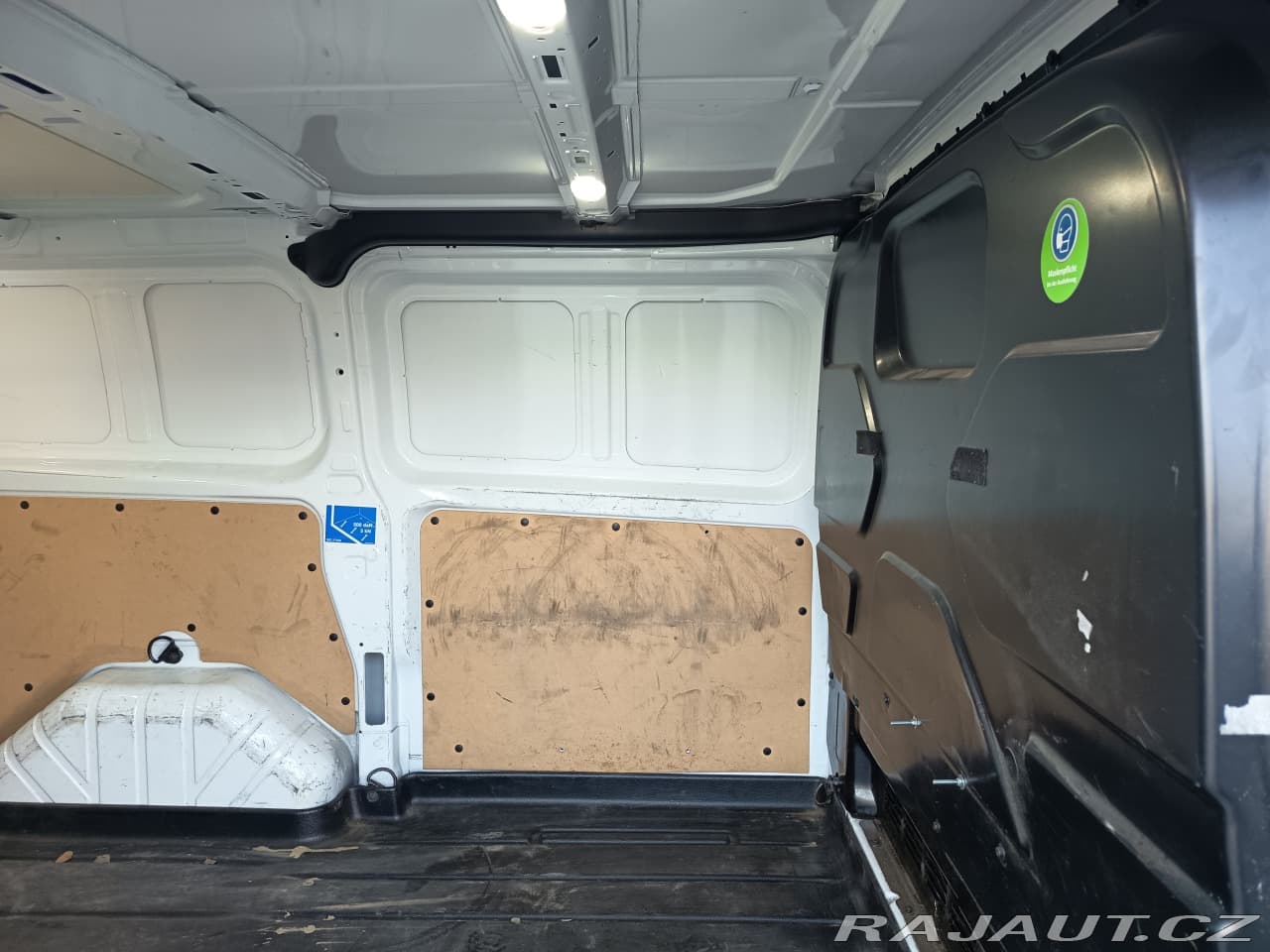 2019 Ford Transit - 17