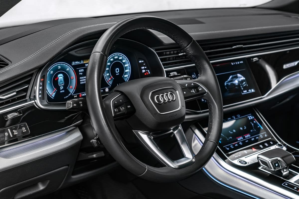 2023 Audi Q8 - 15