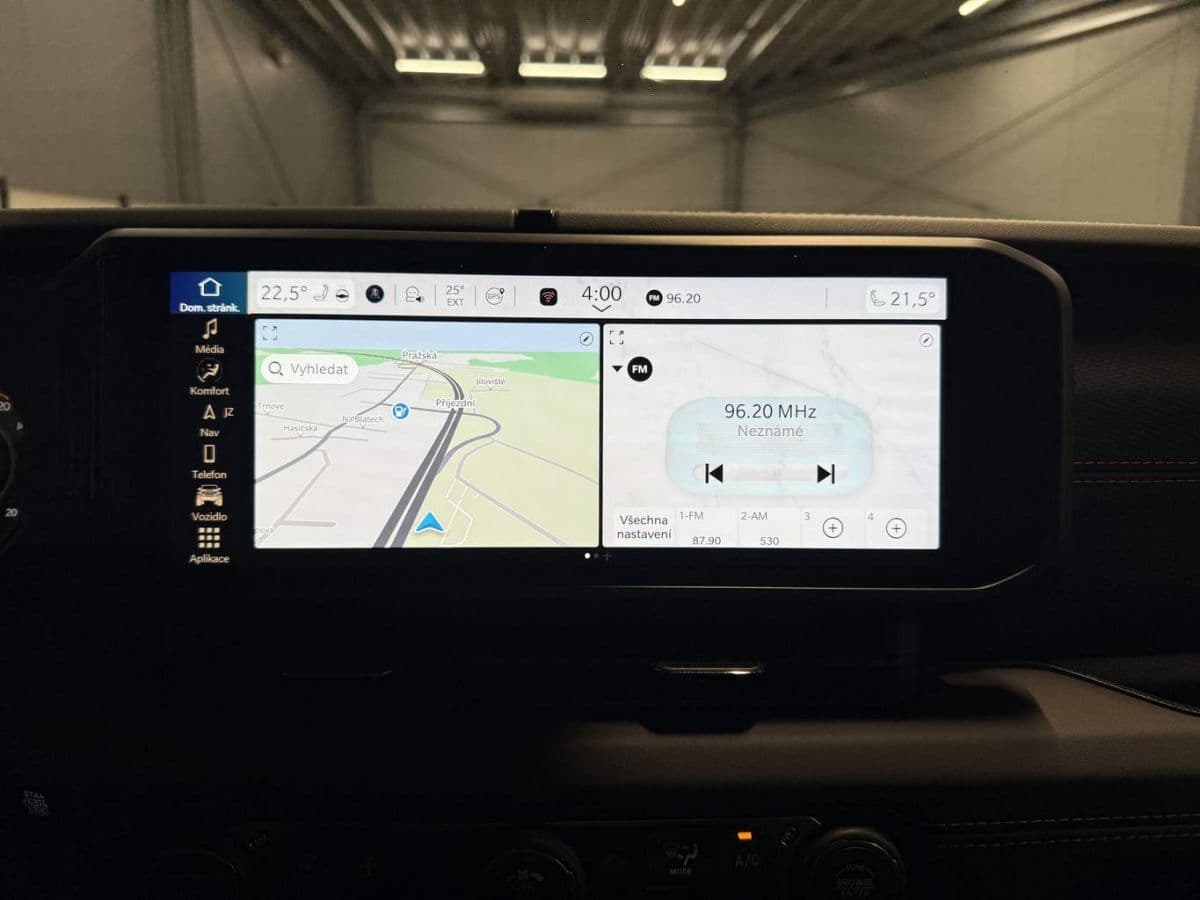 2025 Jeep Wrangler - 9