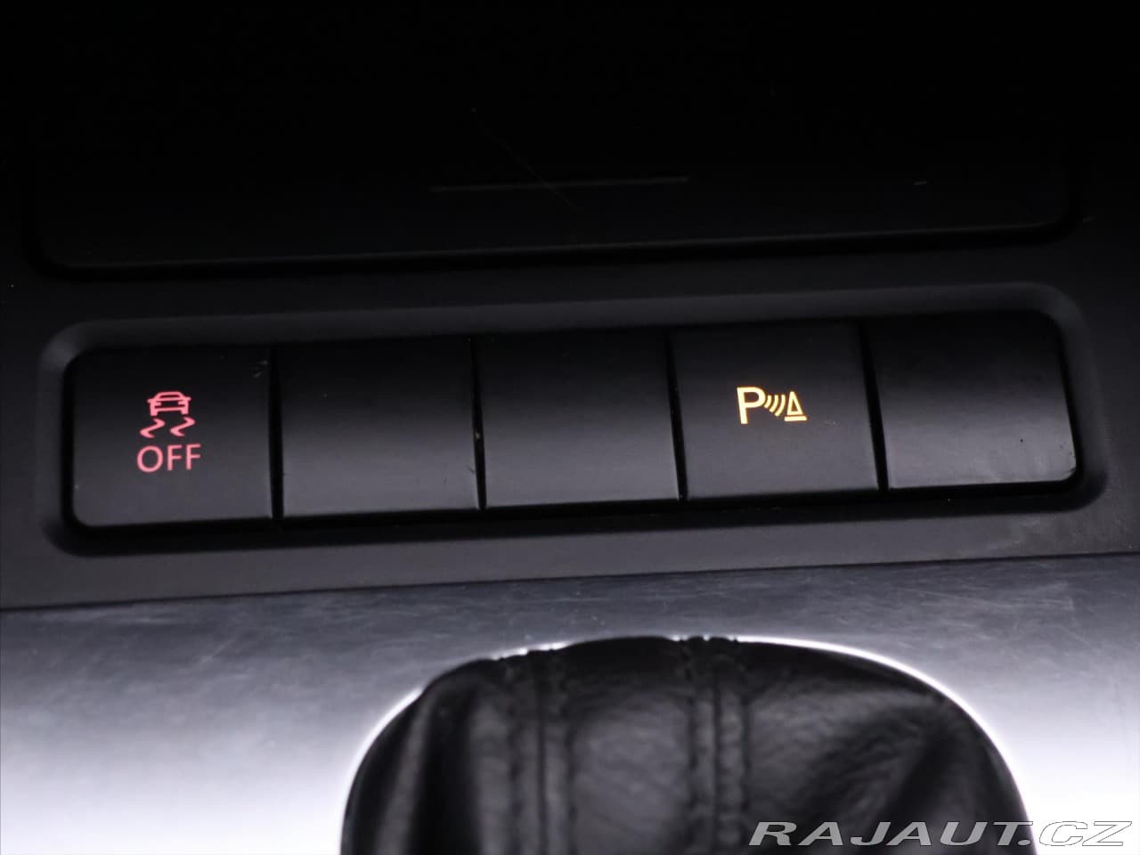 2013 Volkswagen Golf - 20