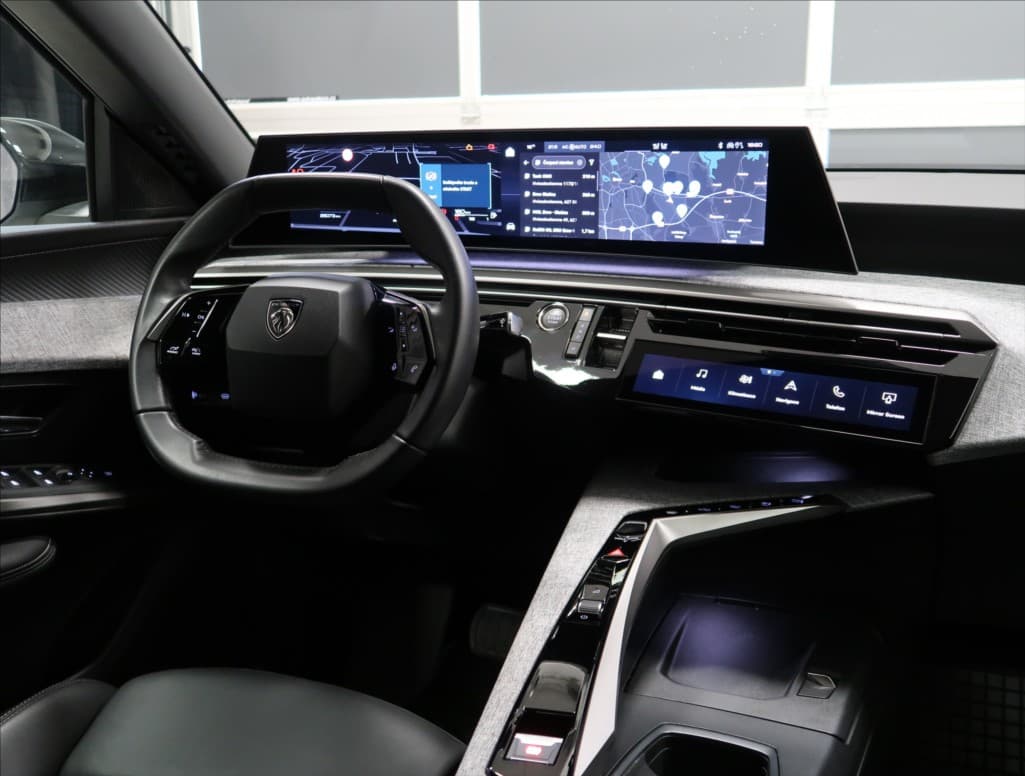 2025 Peugeot 3008 - 11