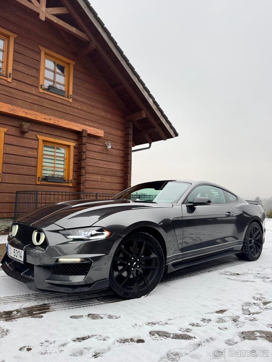 2019 Ford Mustang - 6