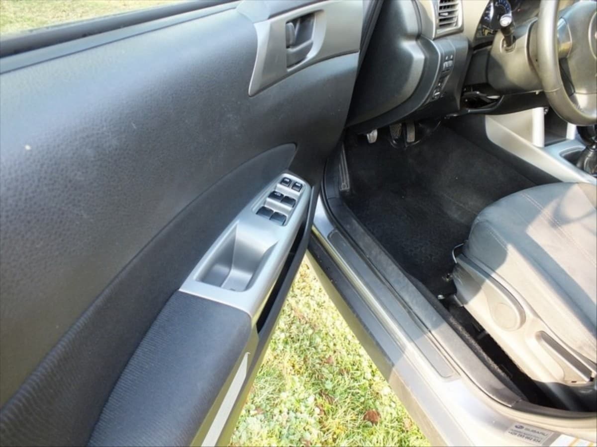 2011 Subaru Forester - 9