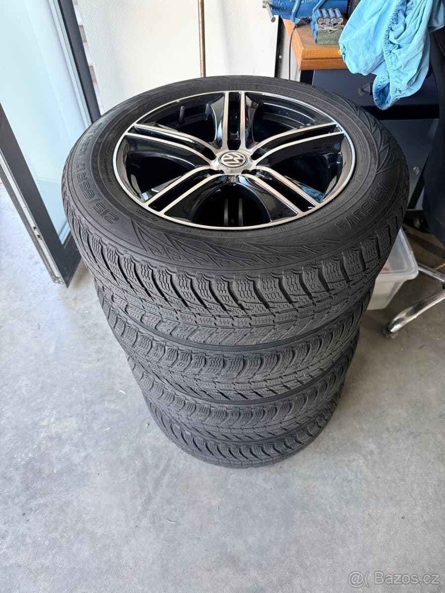 2018 Volkswagen Tiguan - 16