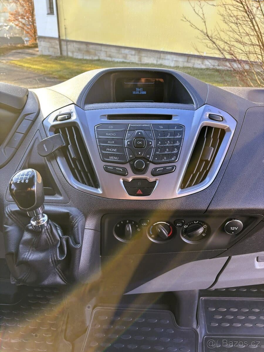 2015 Ford Transit - 14