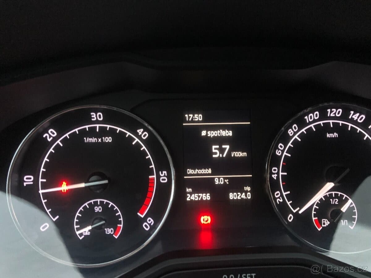 2018 Škoda Superb - 11