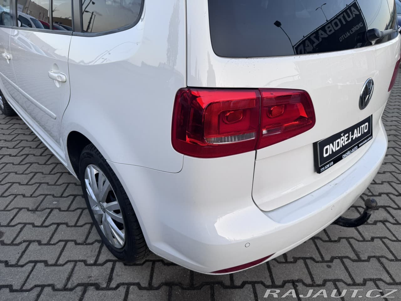 2012 Volkswagen Touran - 12