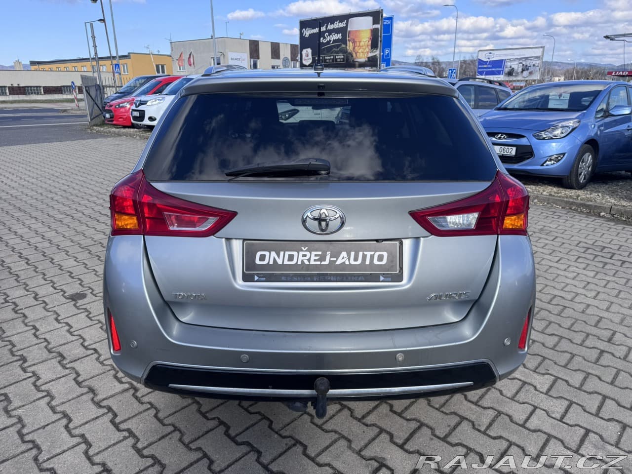 2013 Toyota Auris - 5