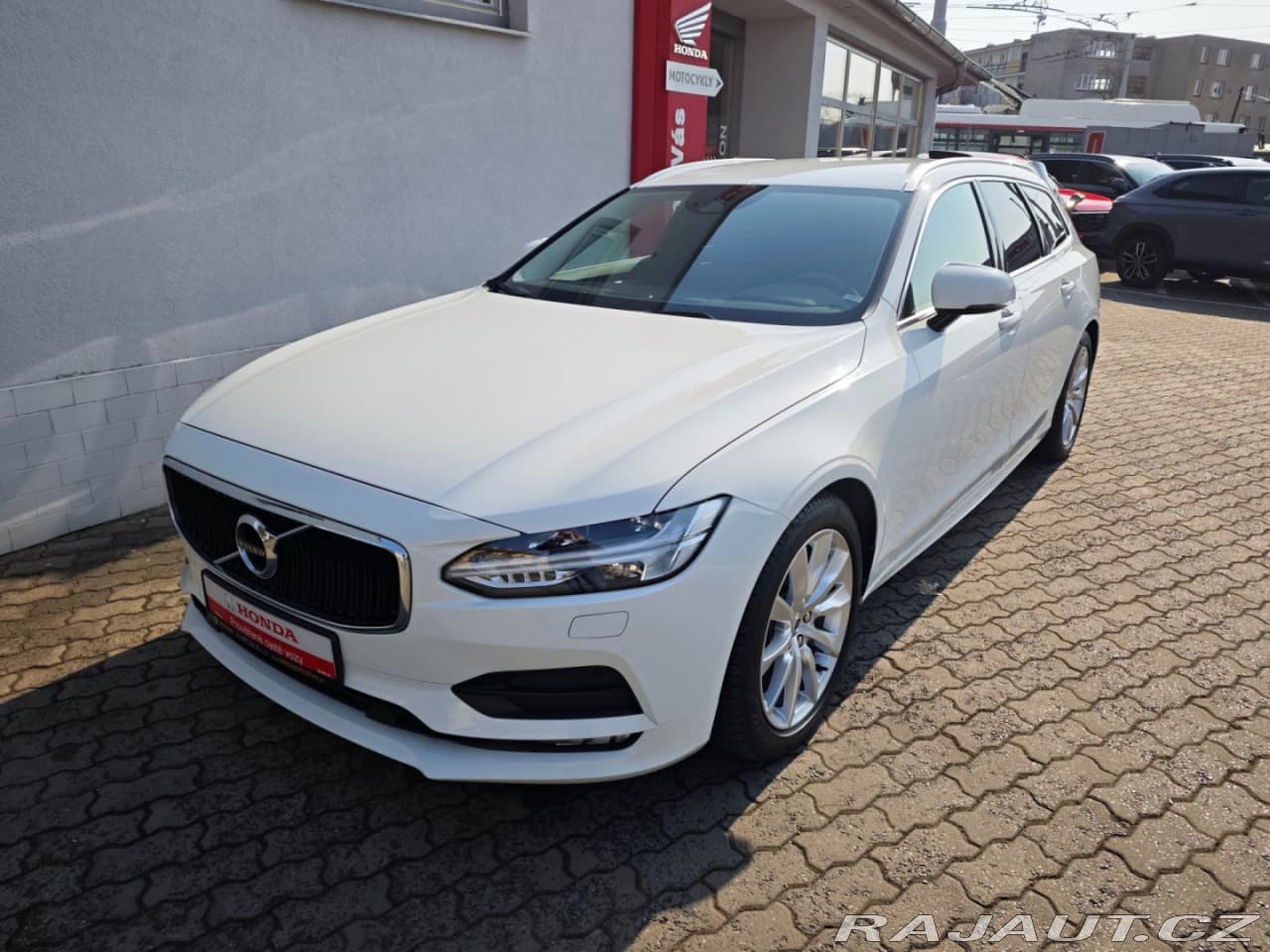 2019 Volvo V90 - 3