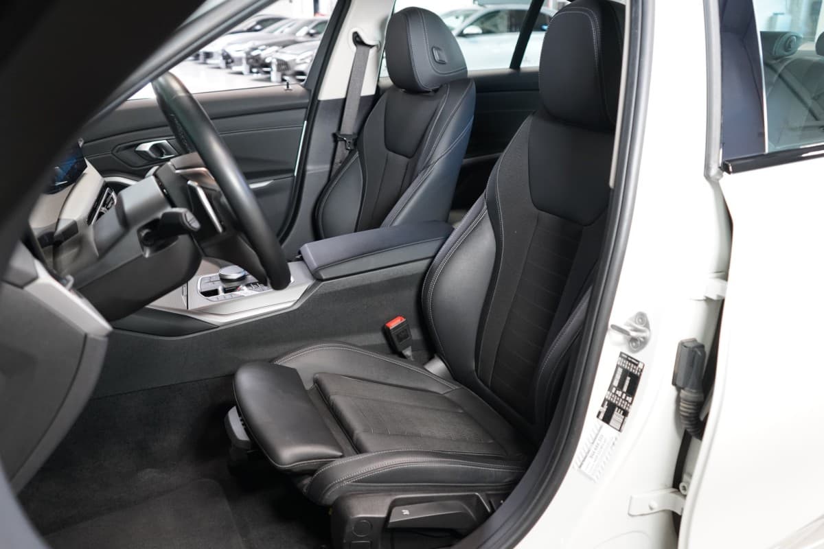 2024 BMW 3-Series - 12