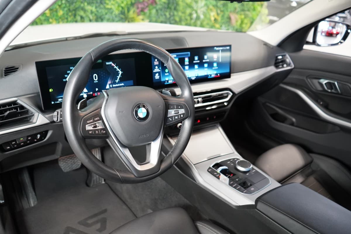 2024 BMW 3-Series - 10