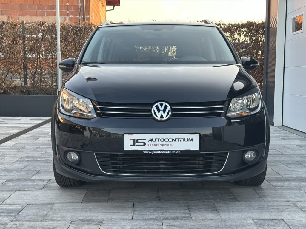 2011 Volkswagen Touran - 2