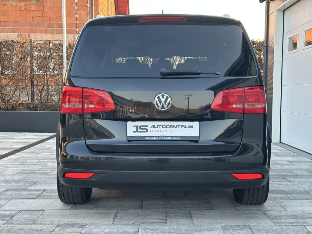 2011 Volkswagen Touran - 7
