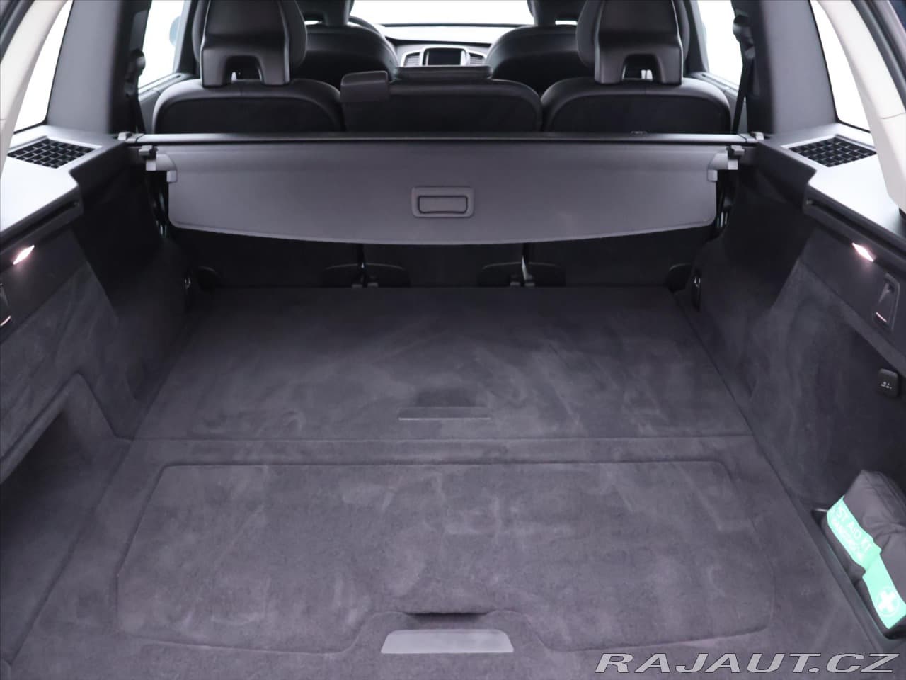 2022 Volvo Xc90 - 10