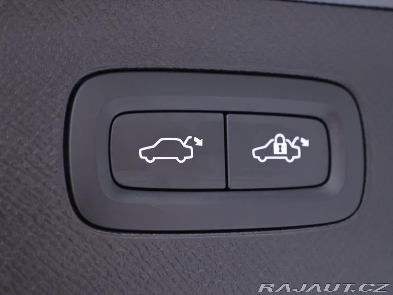 2022 Volvo Xc90 - 11