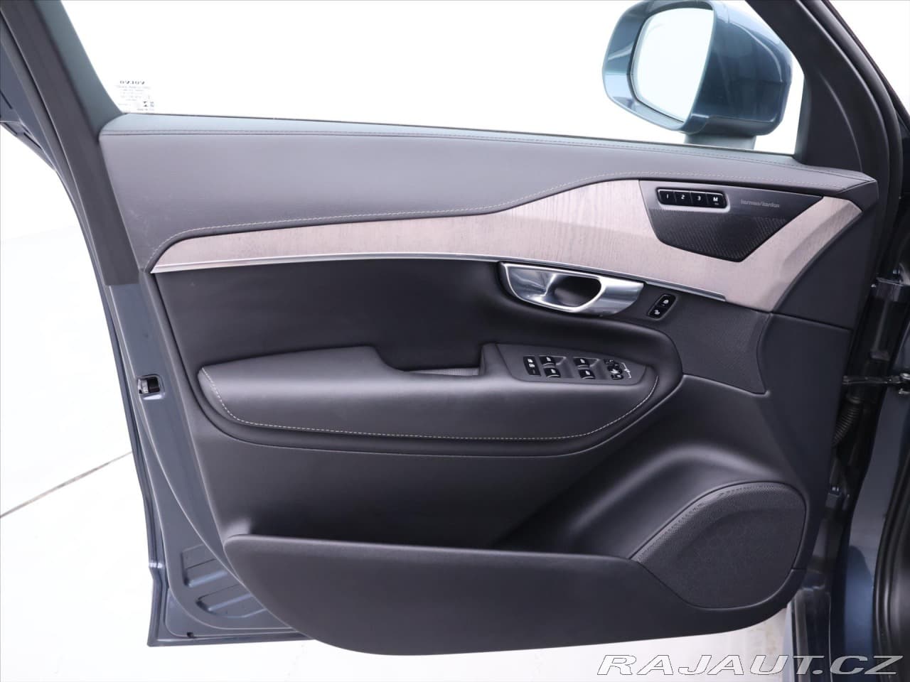 2022 Volvo Xc90 - 12