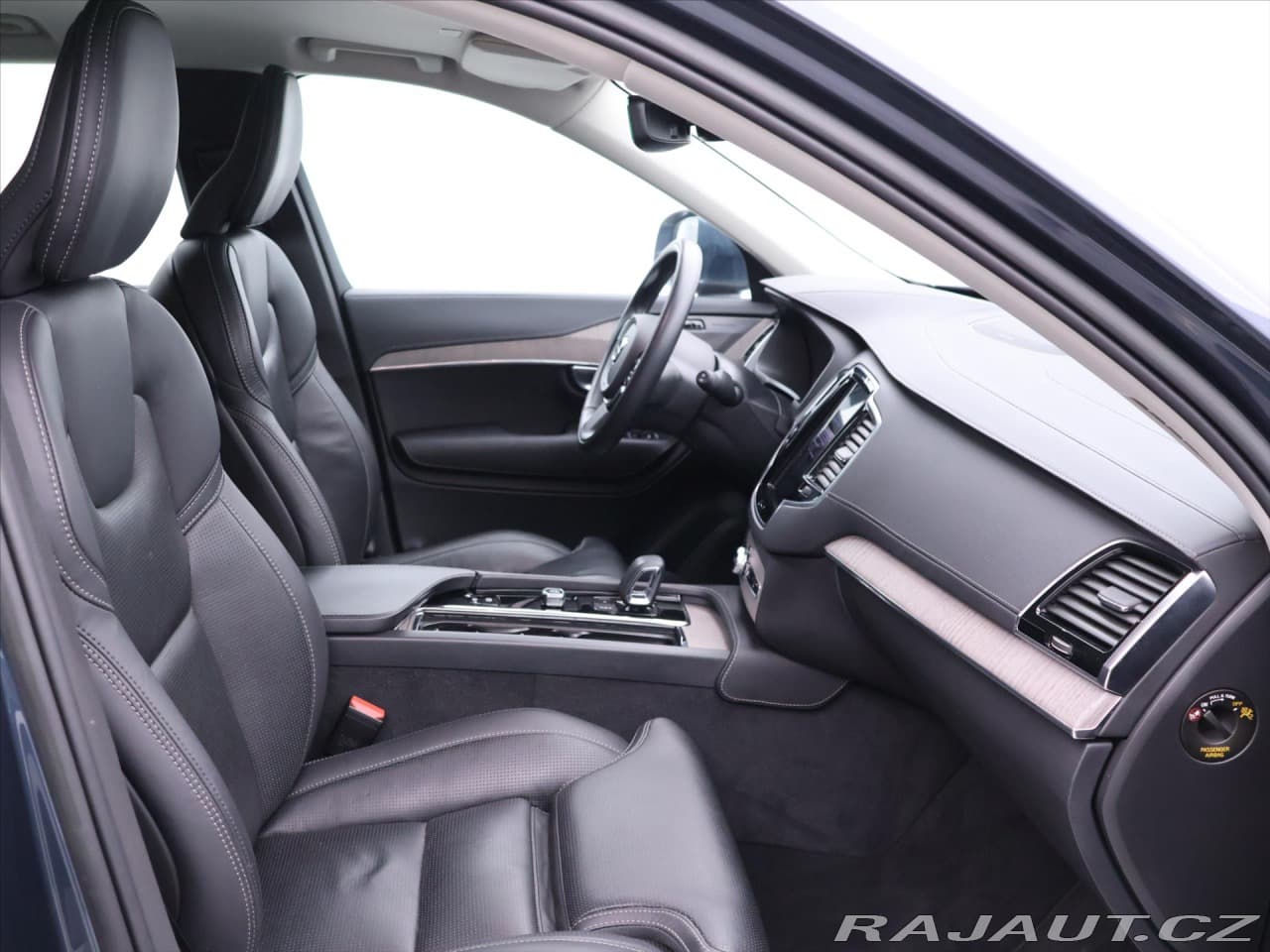 2022 Volvo Xc90 - 15