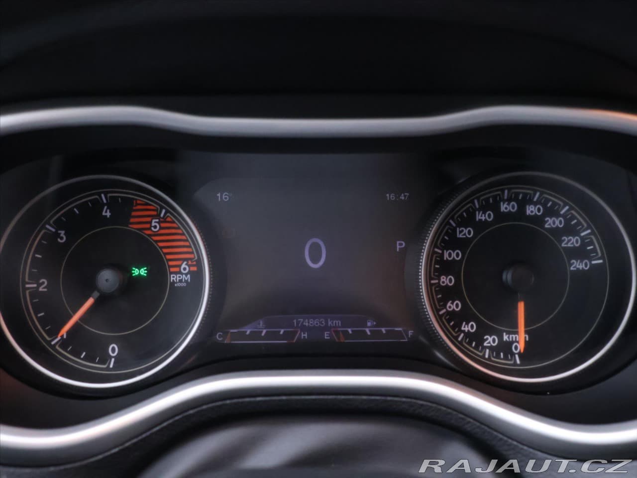 2017 Jeep Cherokee - 18