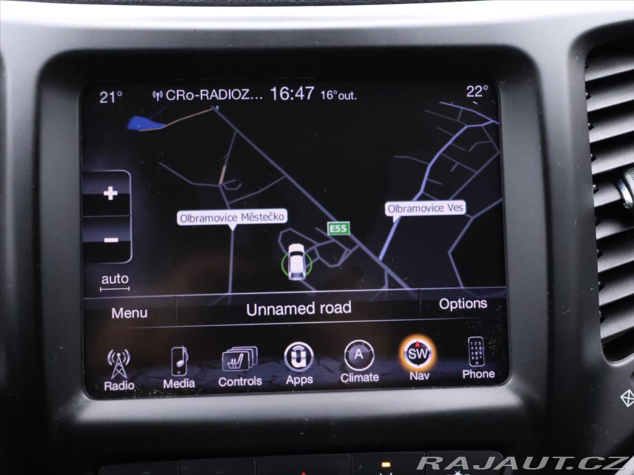 2017 Jeep Cherokee - 20