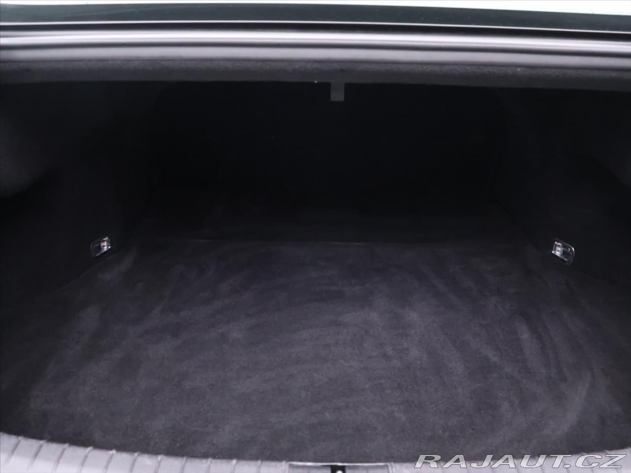 2017 Hyundai Genesis - 10