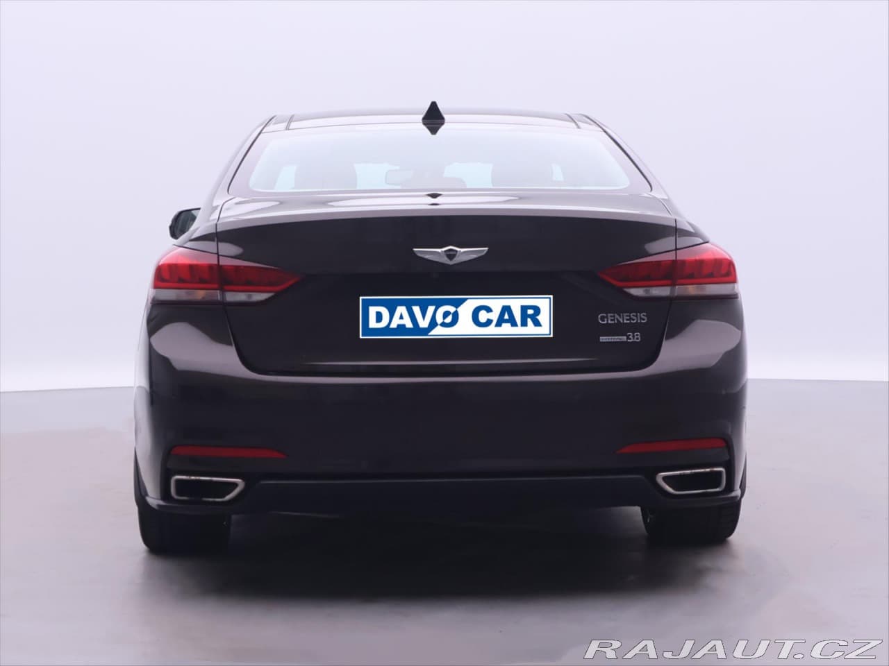 2017 Hyundai Genesis - 6