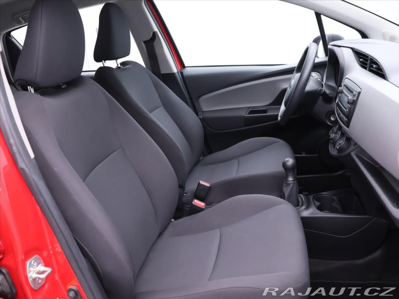 2014 Toyota Yaris - 10