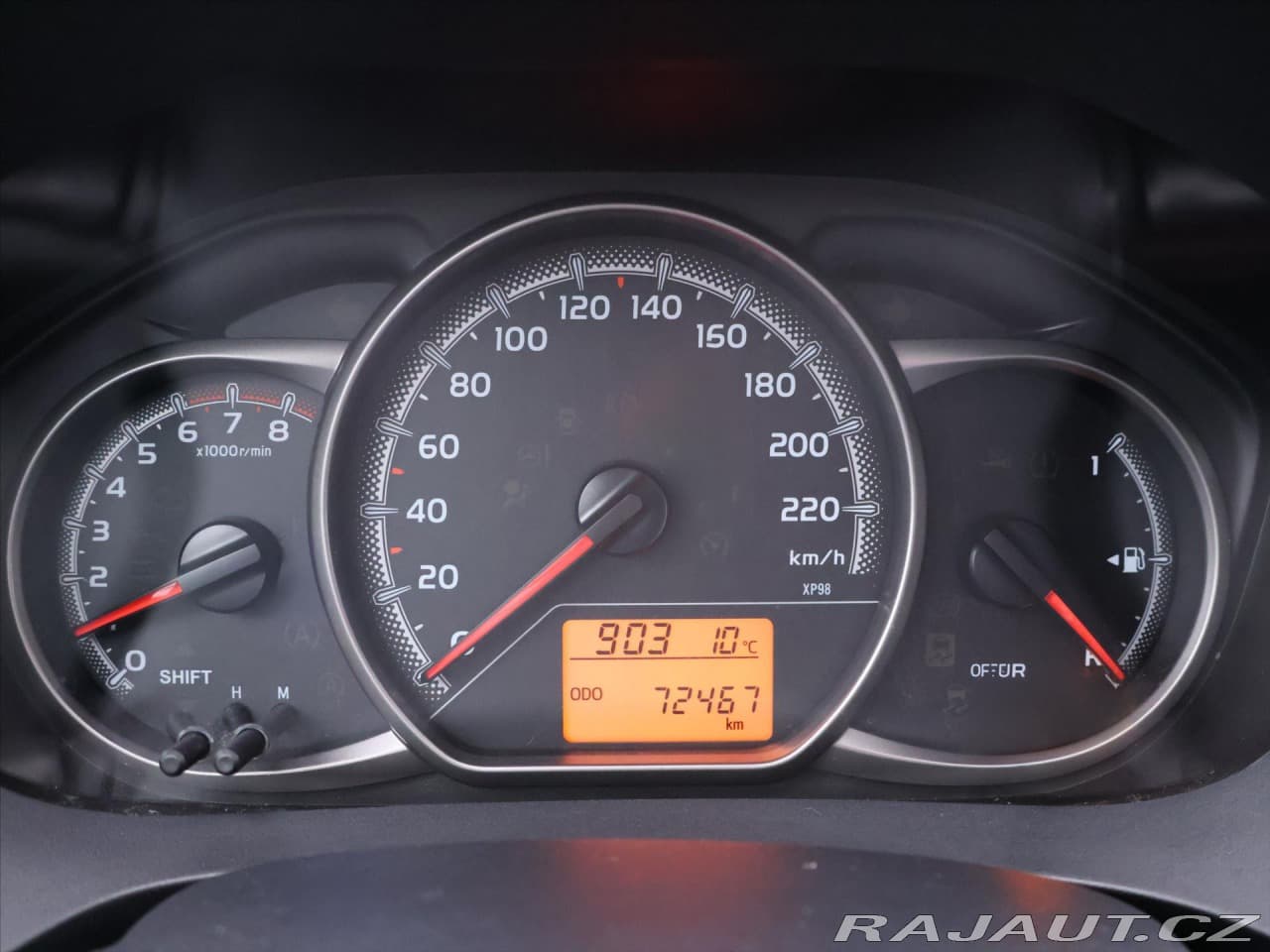 2014 Toyota Yaris - 13