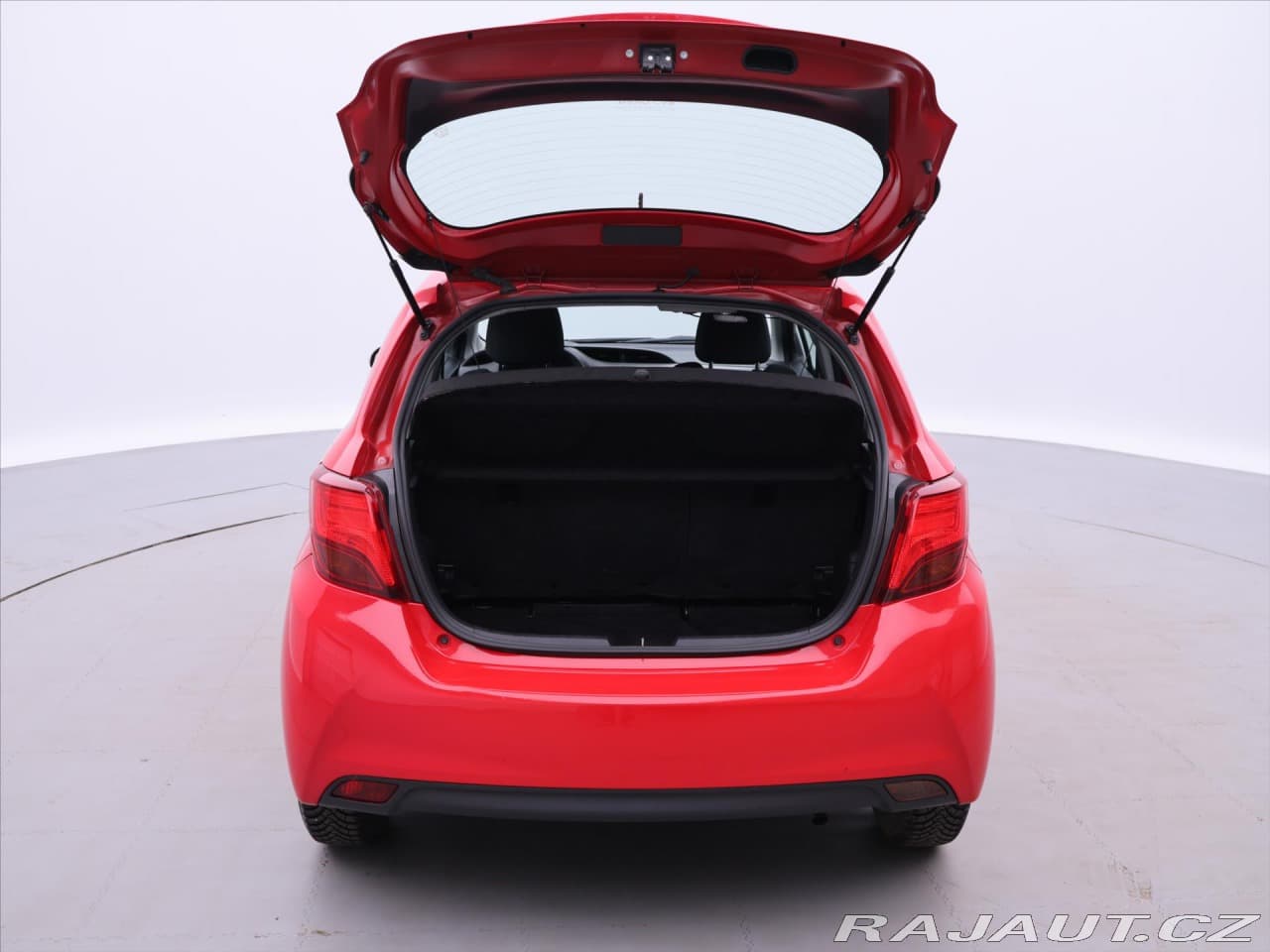 2014 Toyota Yaris - 8