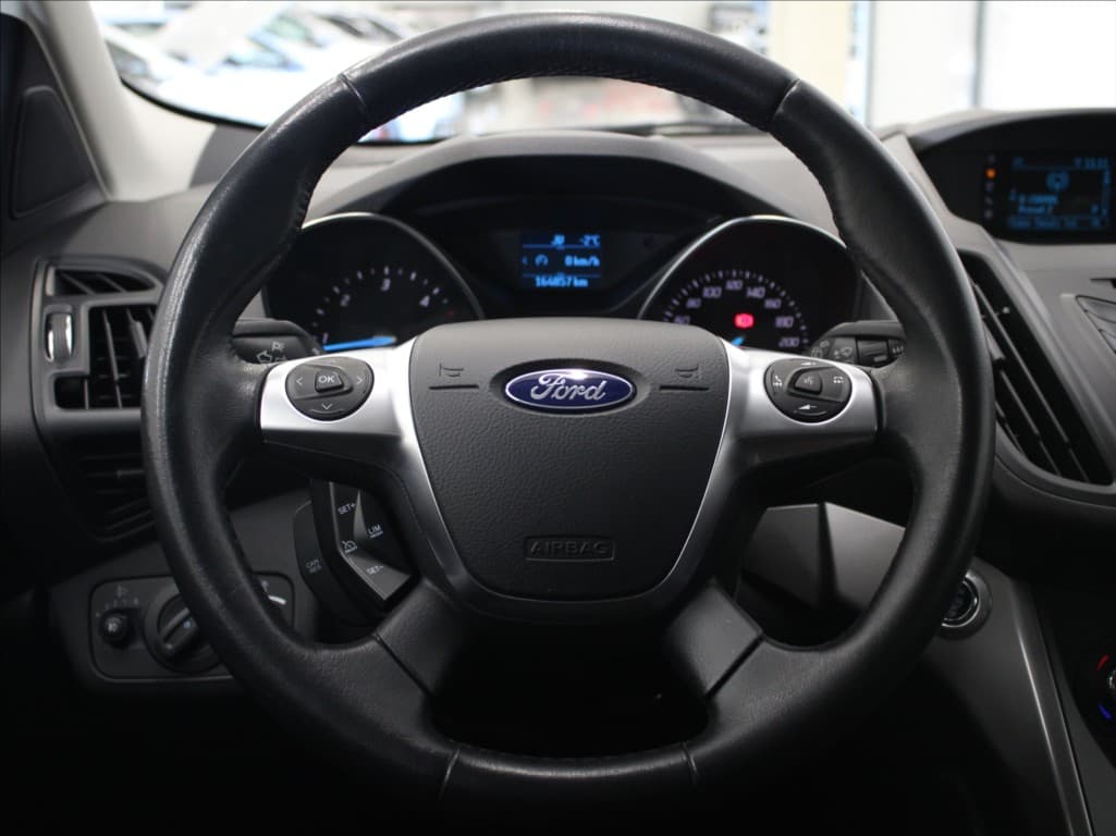 2015 Ford Kuga - 9