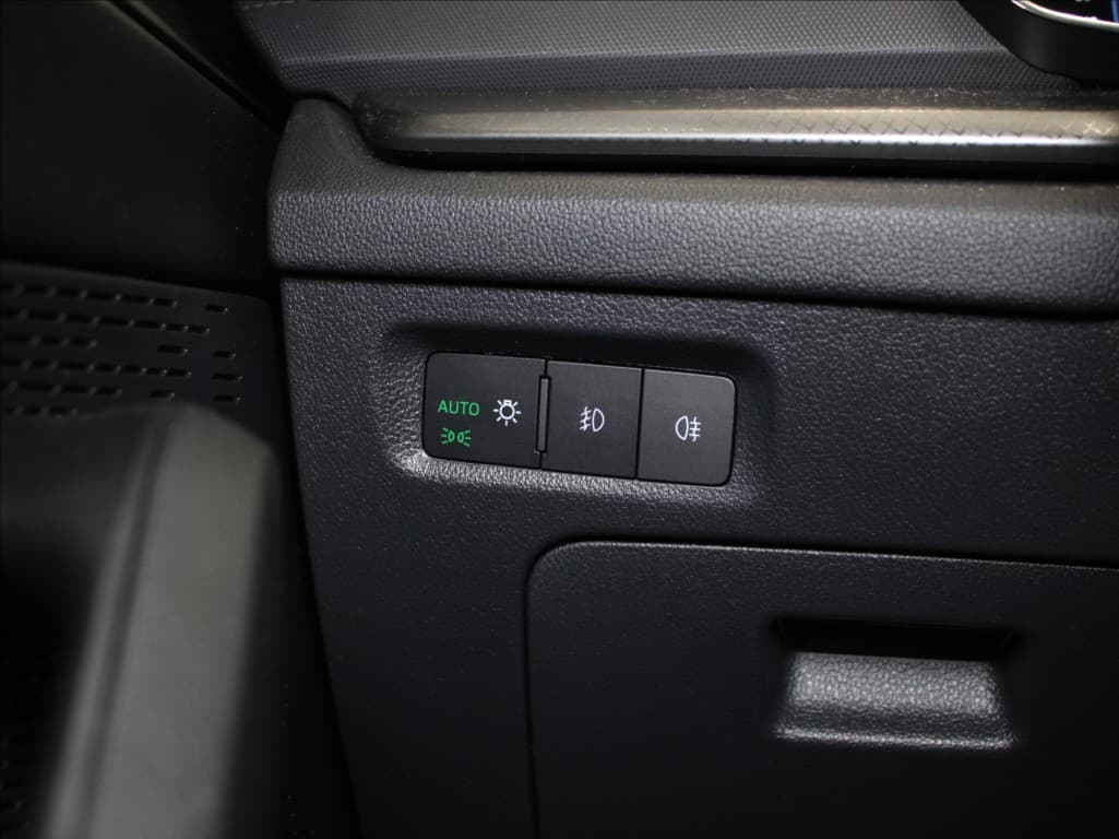 2022 Škoda Octavia - 18