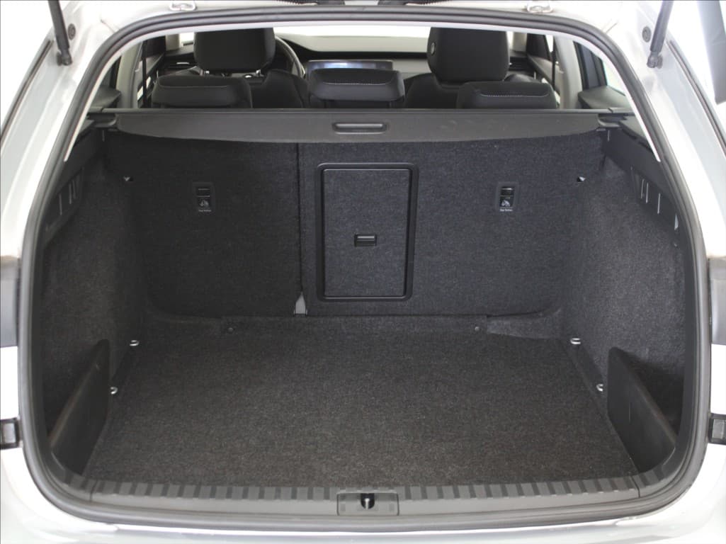 2022 Škoda Octavia - 20